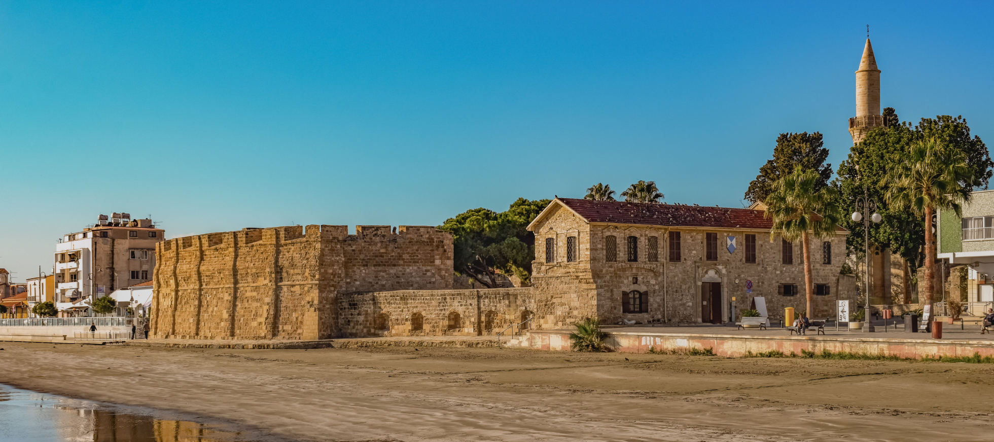 Larnaca castle 4